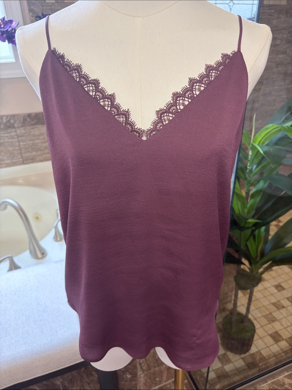 Express Lace-Trim V-Neck Cami - Plum